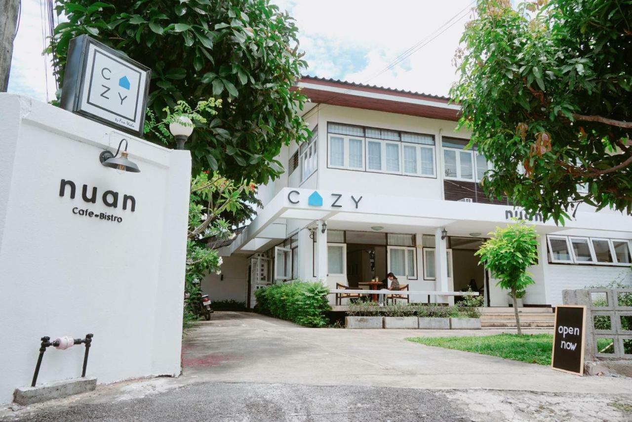 Cozy By Funwahn Bed and Breakfast Chiang Mai Buitenkant foto