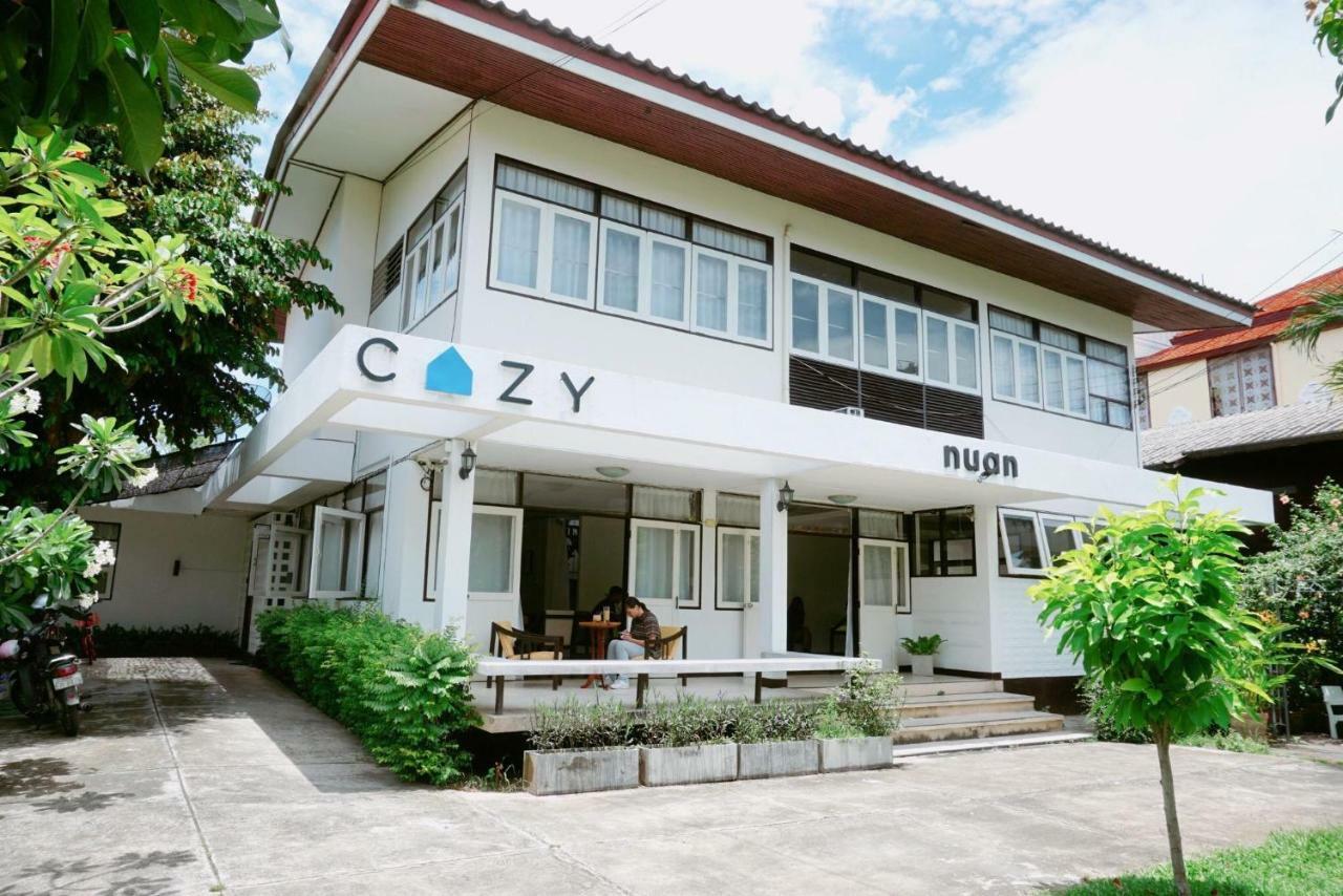 Cozy By Funwahn Bed and Breakfast Chiang Mai Buitenkant foto