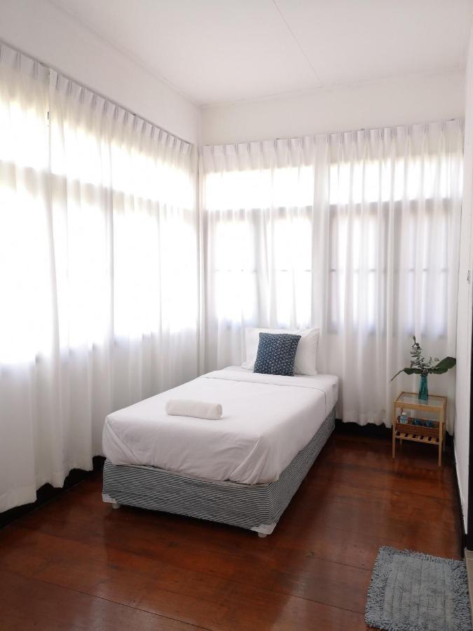 Cozy By Funwahn Bed and Breakfast Chiang Mai Buitenkant foto